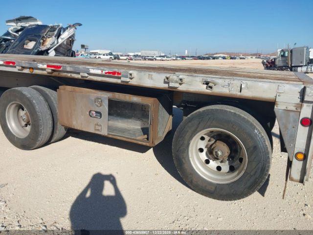 Reitnouer Flatbed Image 11