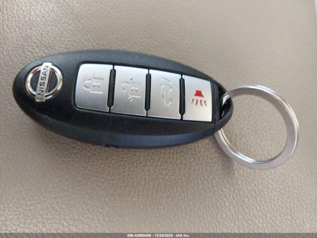 Nissan Murano Le Image 10